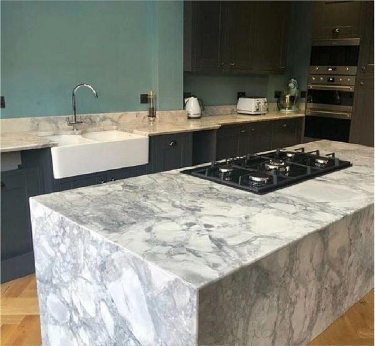 white quartz countertops